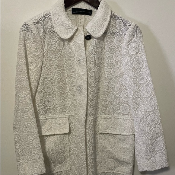 Zara Jacket with floral lace design - Picture 5 of 5